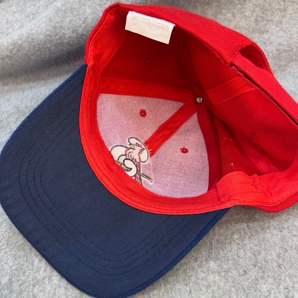 St Louis Cardinals Logo Mens Red Novel-T-Shirts Inc Baseball Hat Adjustable OSFM - Picture 3 of 4